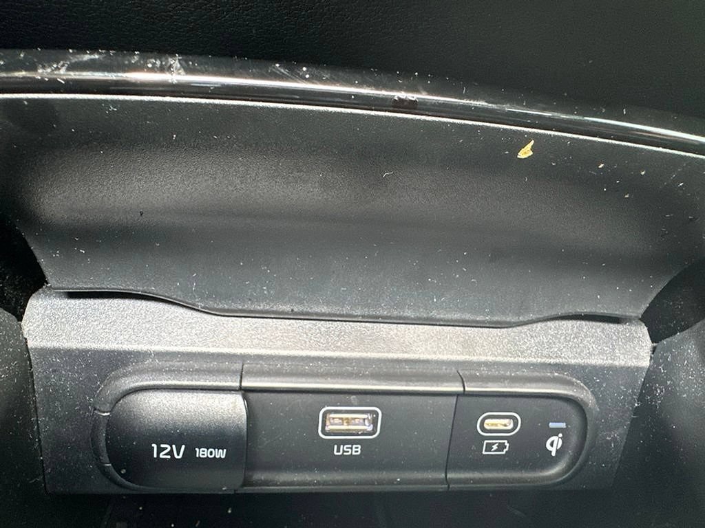 Used 2025 Kia Telluride S FWD image 17