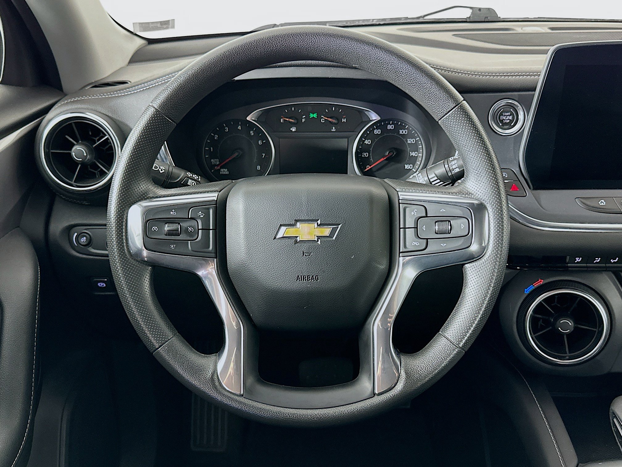 Used 2023 Chevrolet Blazer LT FWD image 17