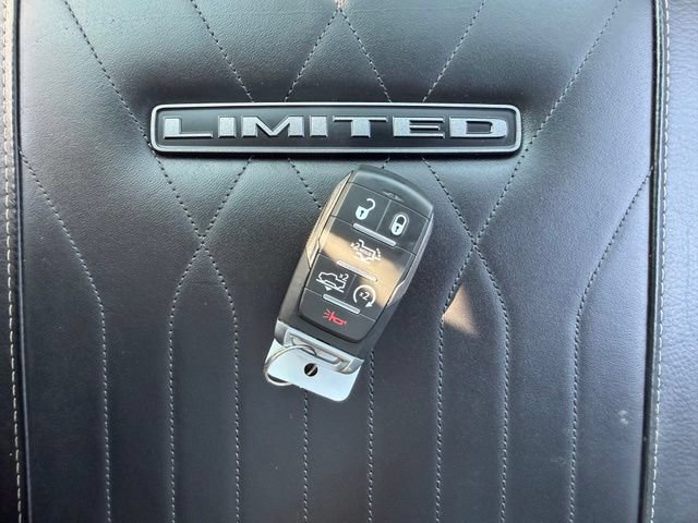 Used 2025 RAM 1500 Limited AWD/4WD image 23