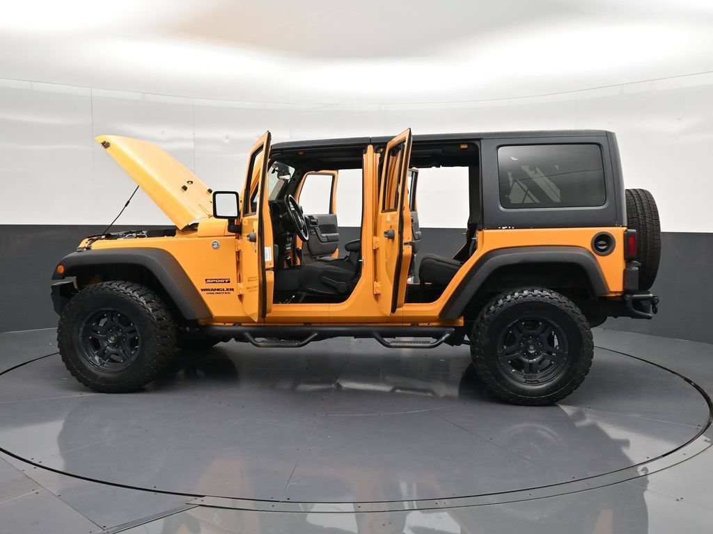 Used 2012 Jeep Wrangler Unlimited Sport AWD/4WD image 30