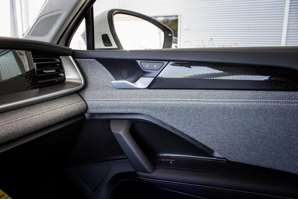 New 2025 Volkswagen Tiguan S image 42