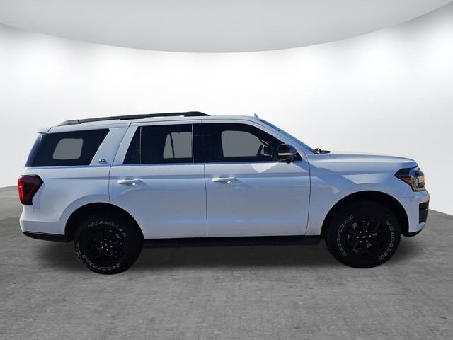 Certified 2024 Ford Expedition Timberline image 3
