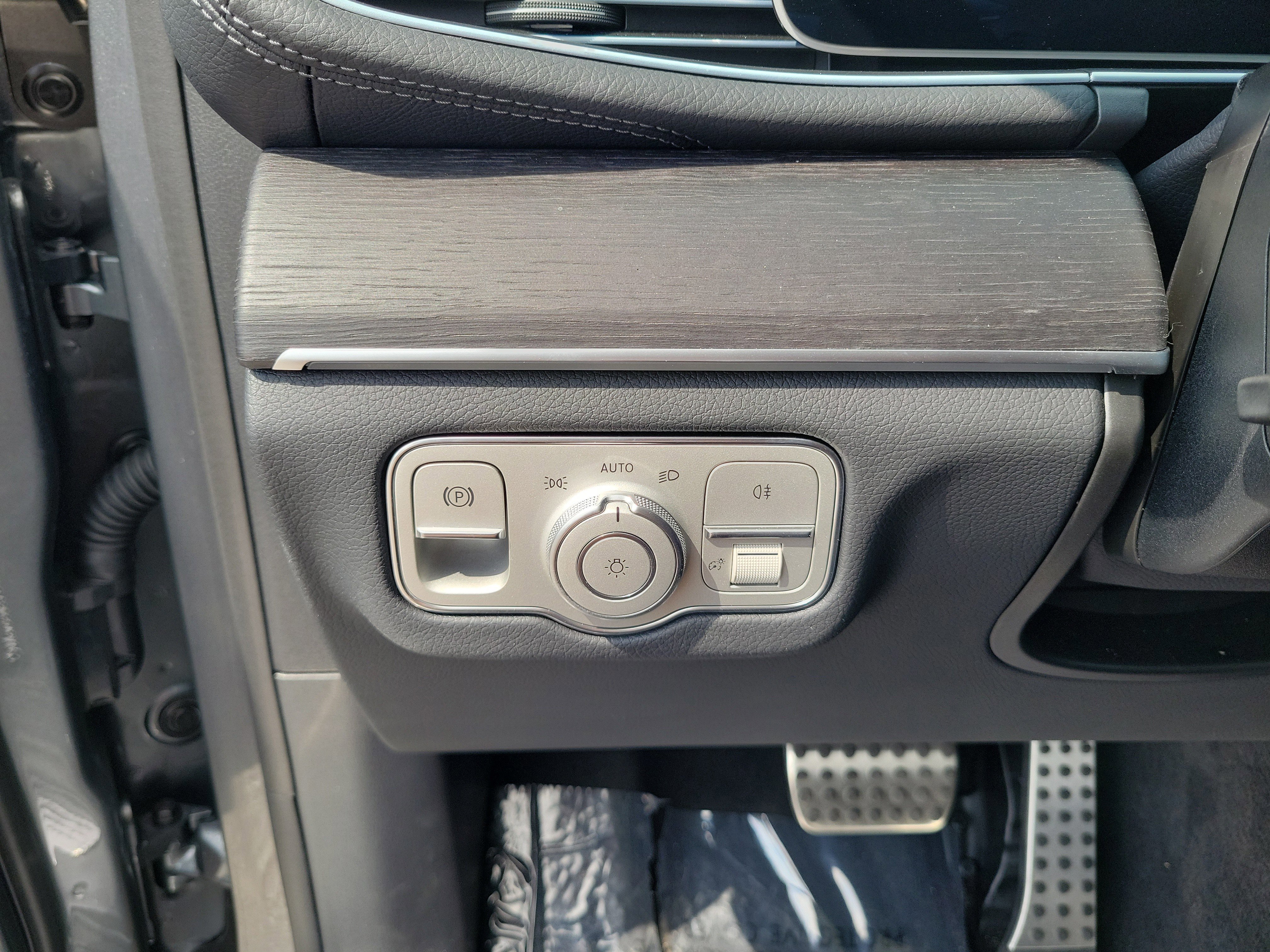 Certified 2026 Mercedes-Benz GLS 450 4MATIC image 28