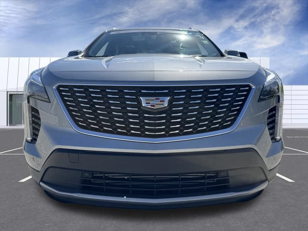 Certified 2023 Cadillac XT4 Premium Luxury w/ Cold Weather Package AWD/4WD image 7