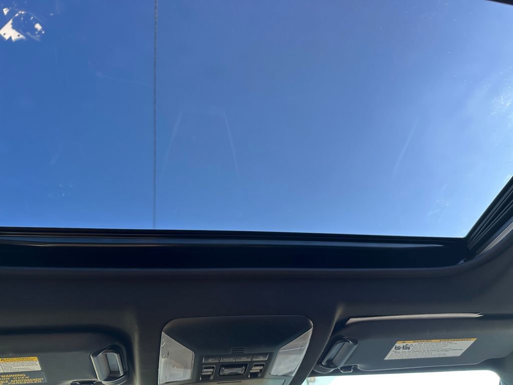 Used 2022 Toyota RAV4 SE w/ Convenience Package image 20