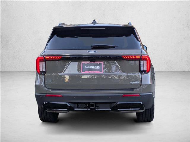New 2026 Ford Explorer ST-Line w/ ST-Line Street Pack image 7