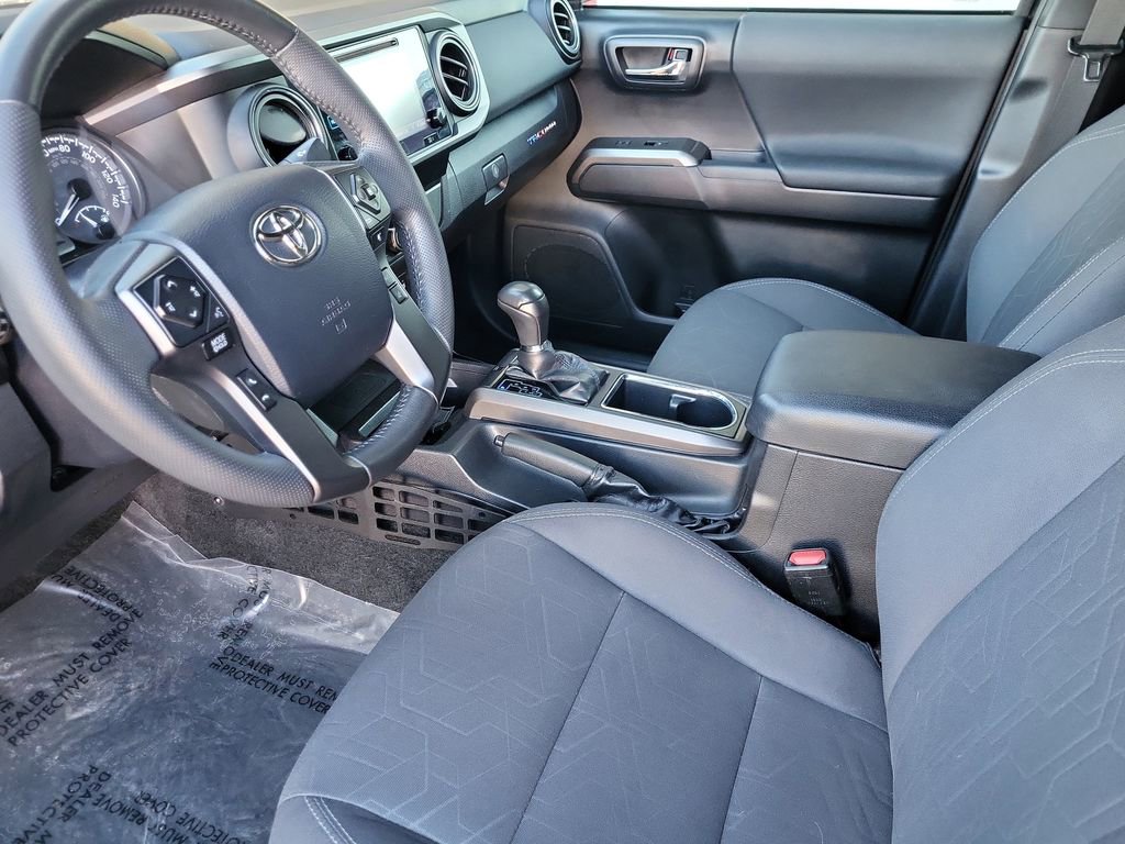 Used 2019 Toyota Tacoma TRD Off-Road image 12
