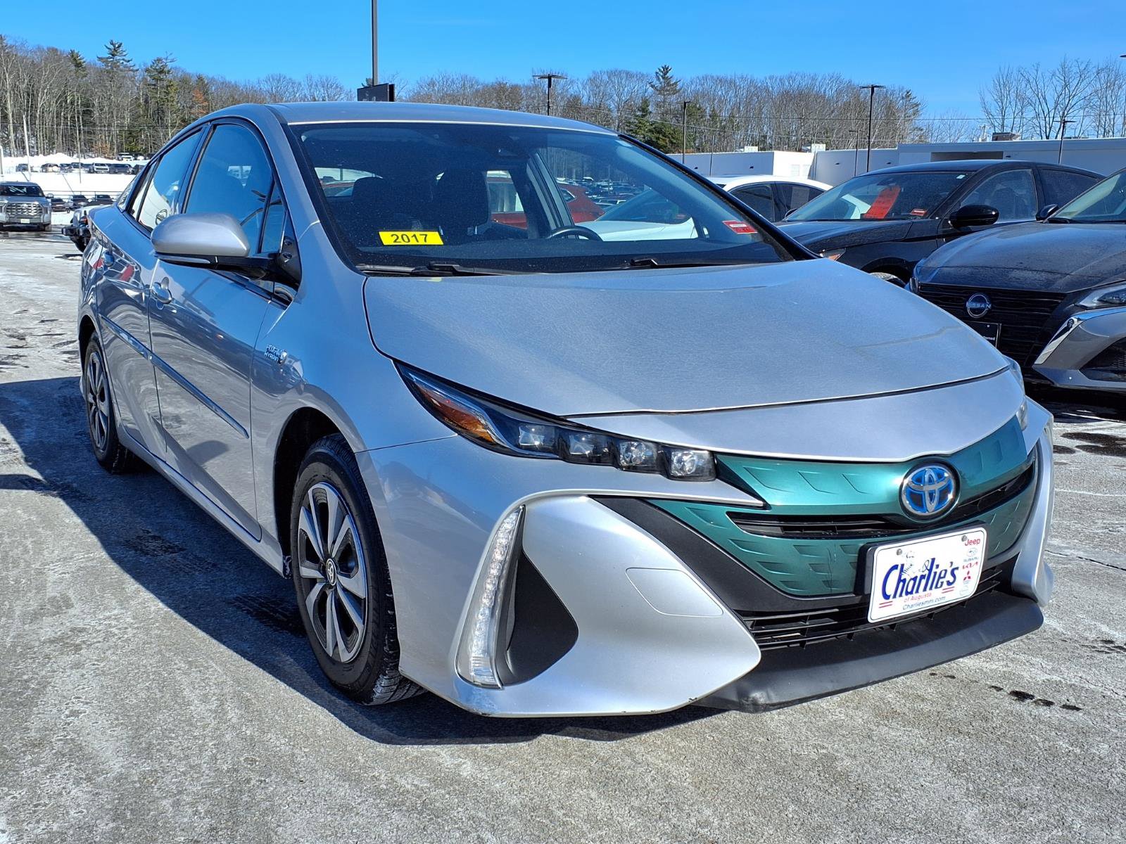 Used 2017 Toyota Prius Prime image 3
