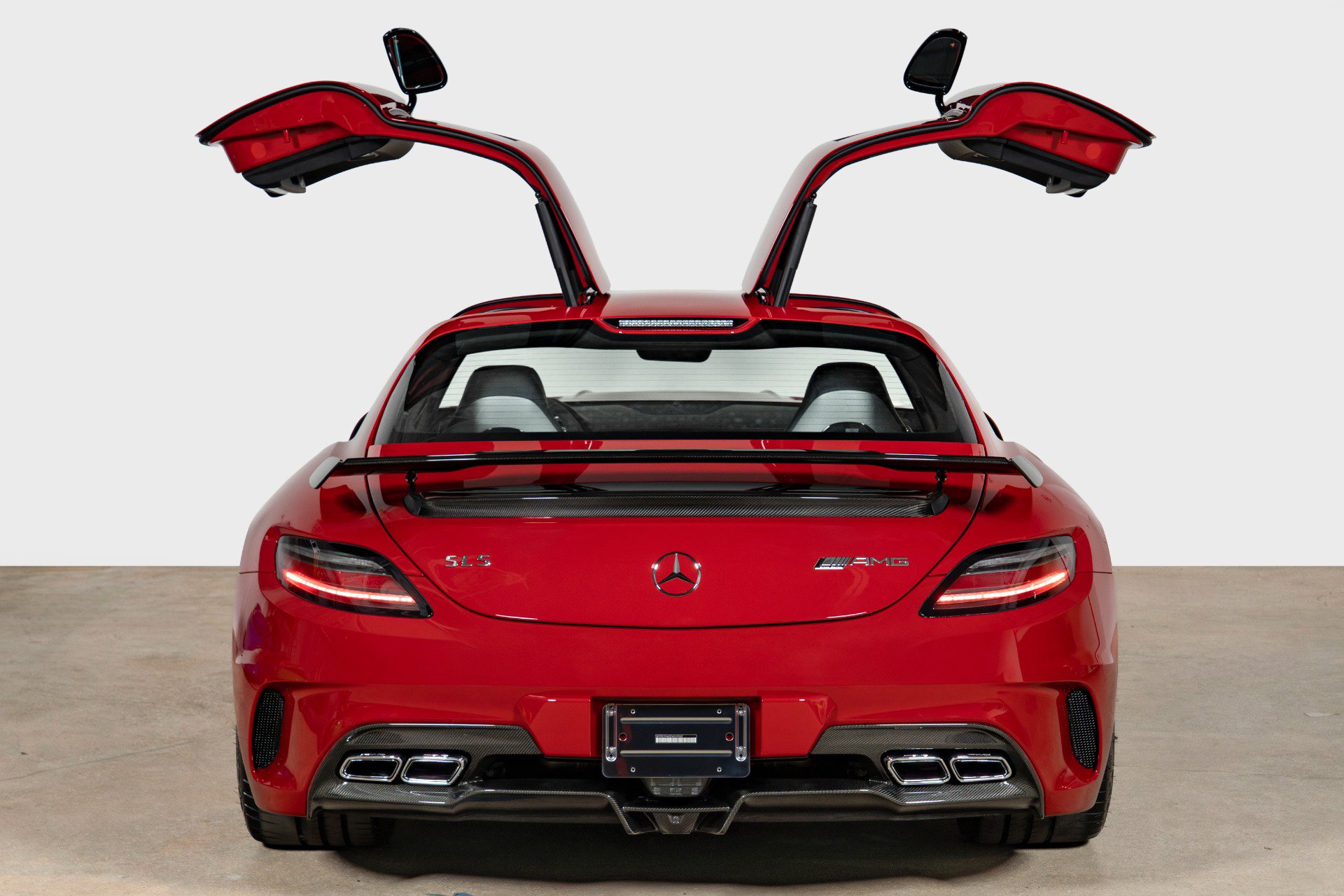 Used 2014 Mercedes-Benz SLS AMG Black Series image 9