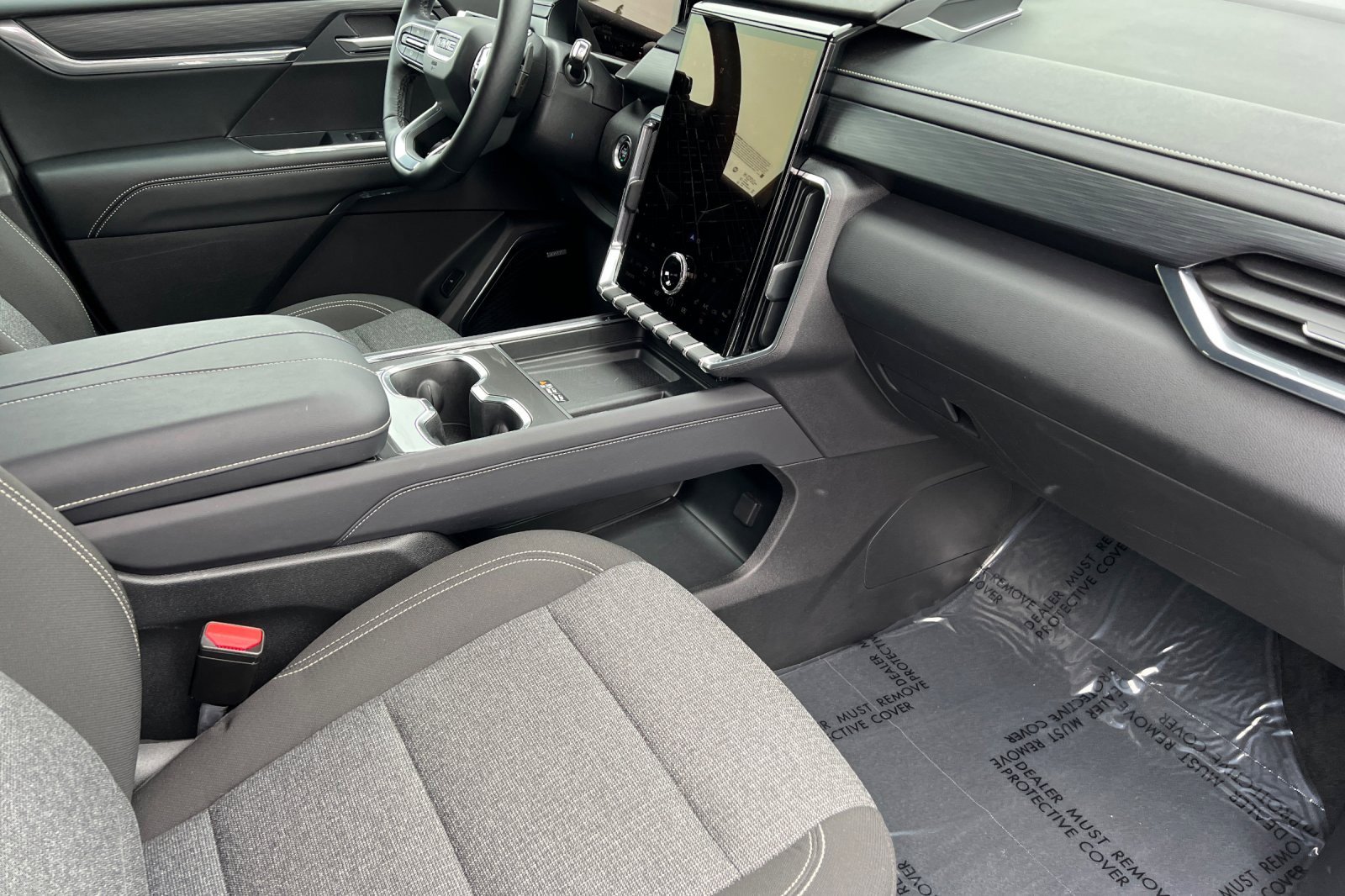 Used 2025 GMC Acadia Elevation image 14