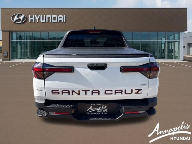 Certified 2025 Hyundai Santa Cruz SE AWD/4WD image 4