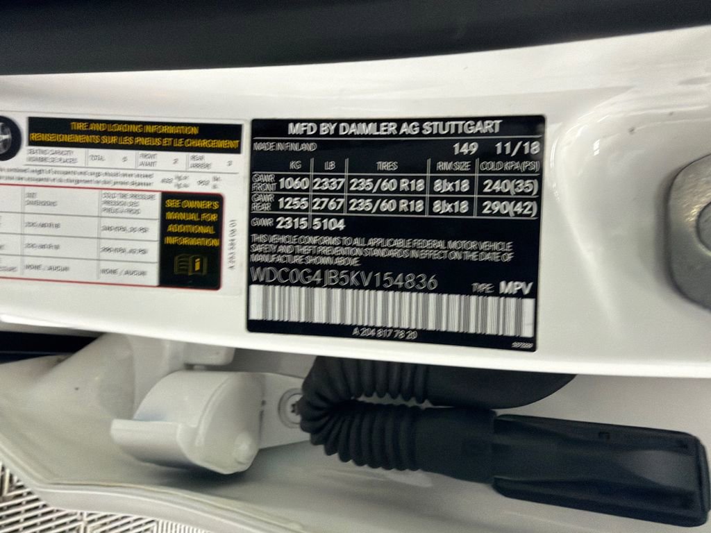 Used 2019 Mercedes-Benz GLC 300 w/ Premium Package image 34