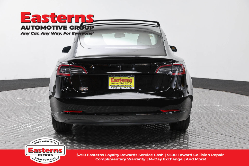 Used 2022 Tesla Model 3 Long Range AWD/4WD image 7