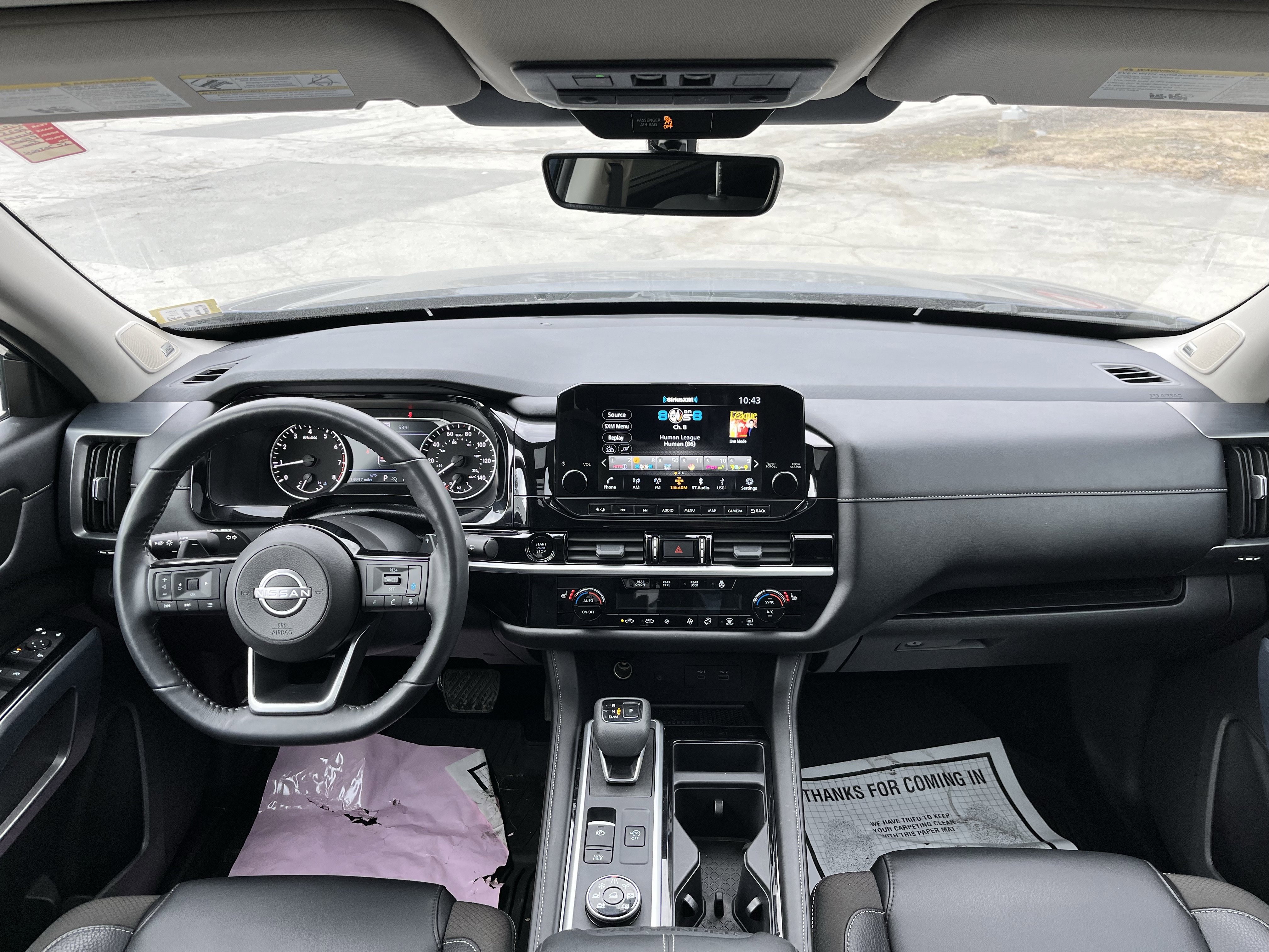 Used 2025 Nissan Pathfinder SL w/ SL Premium Package image 17