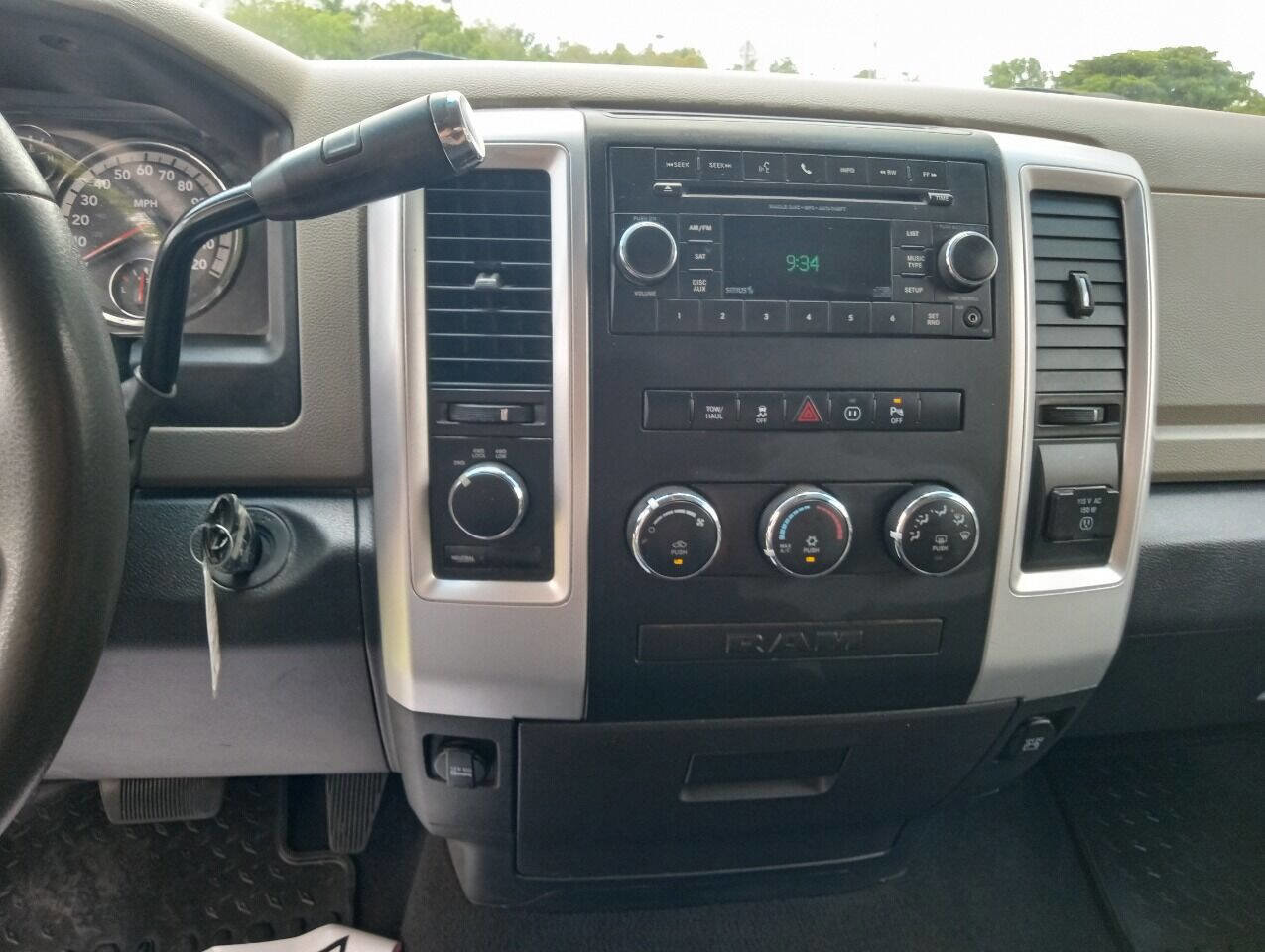 Used 2012 RAM 1500 Classic SLT w/ Protection Group AWD/4WD image 16