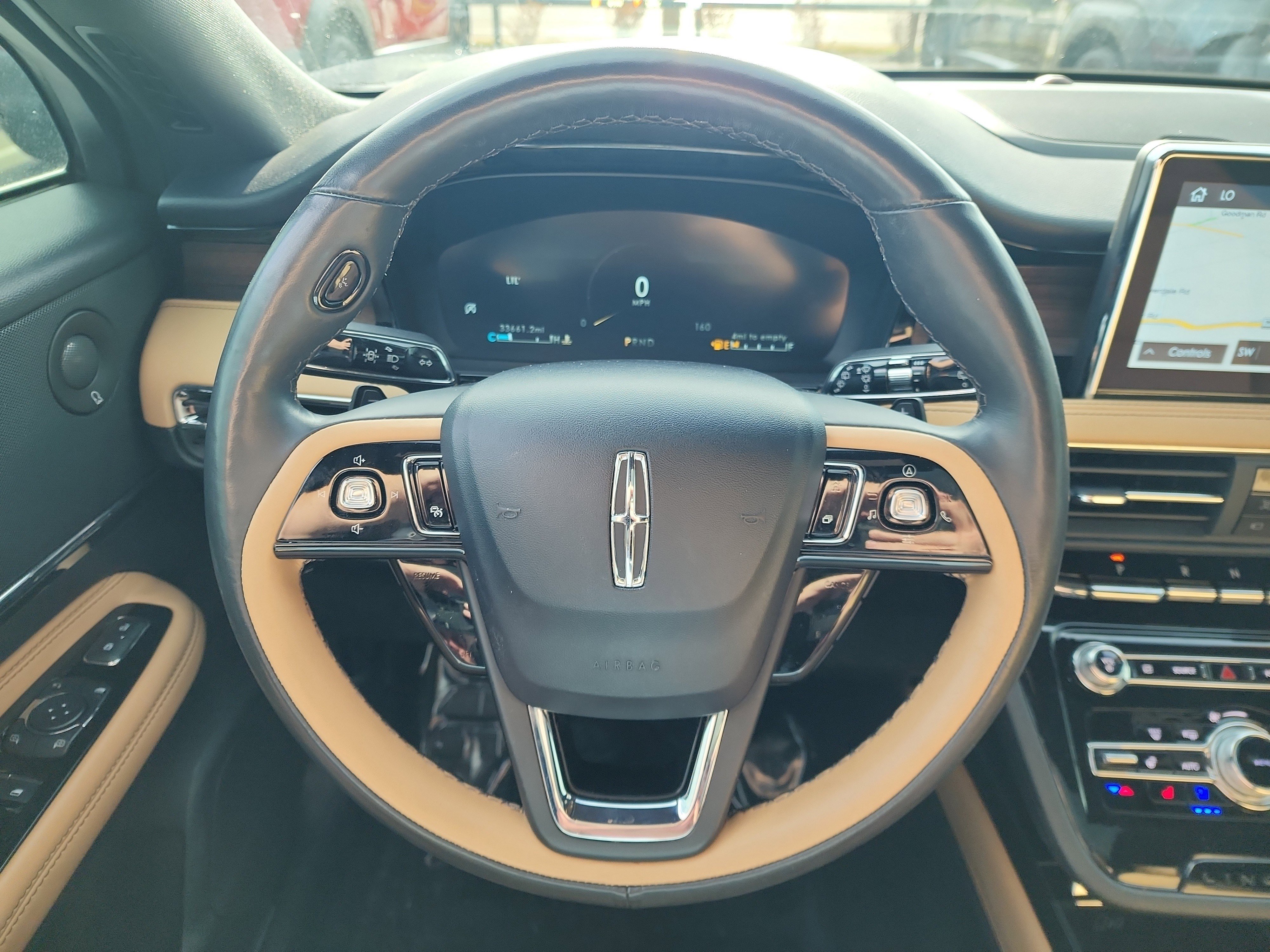 Used 2022 Lincoln Corsair Reserve w/ Luxury Package image 12