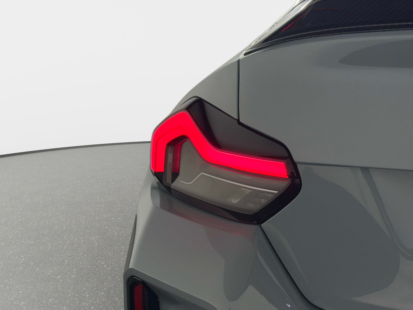 Used 2023 BMW M2 w/ Lighting Package RWD image 15
