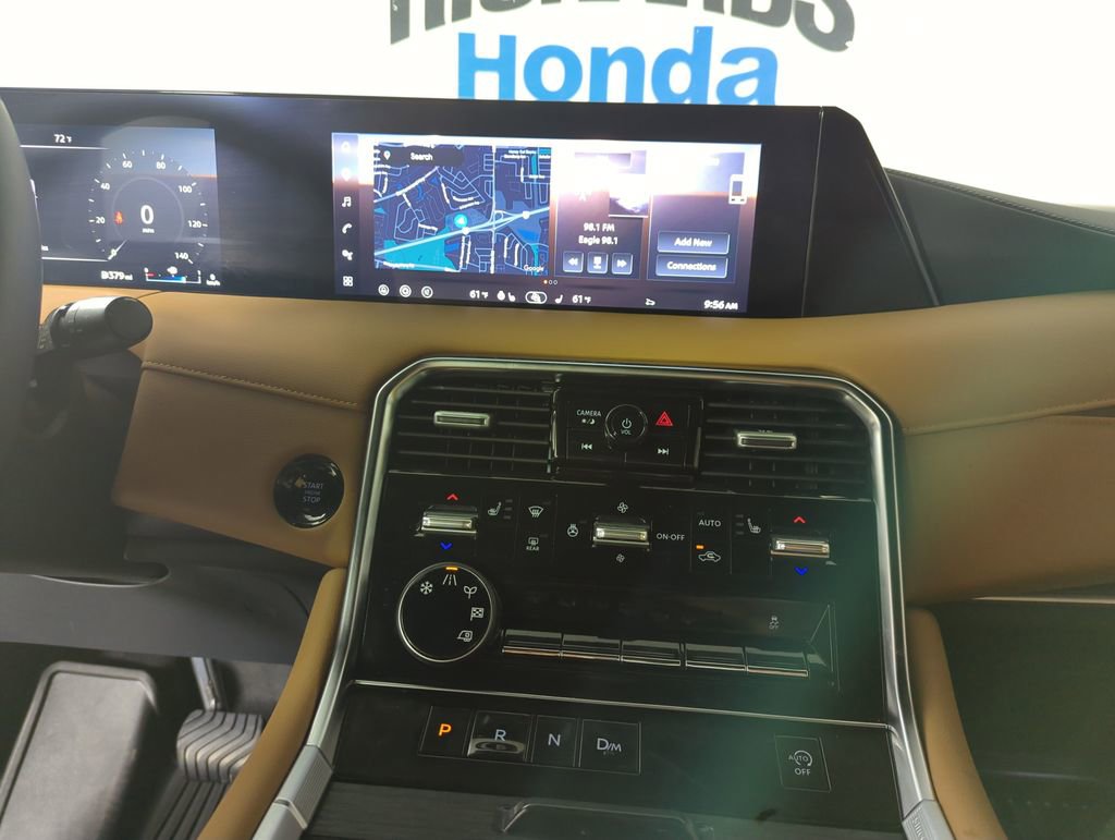 Used 2025 Nissan Armada SL w/ Captain's Chari Seat Package image 13