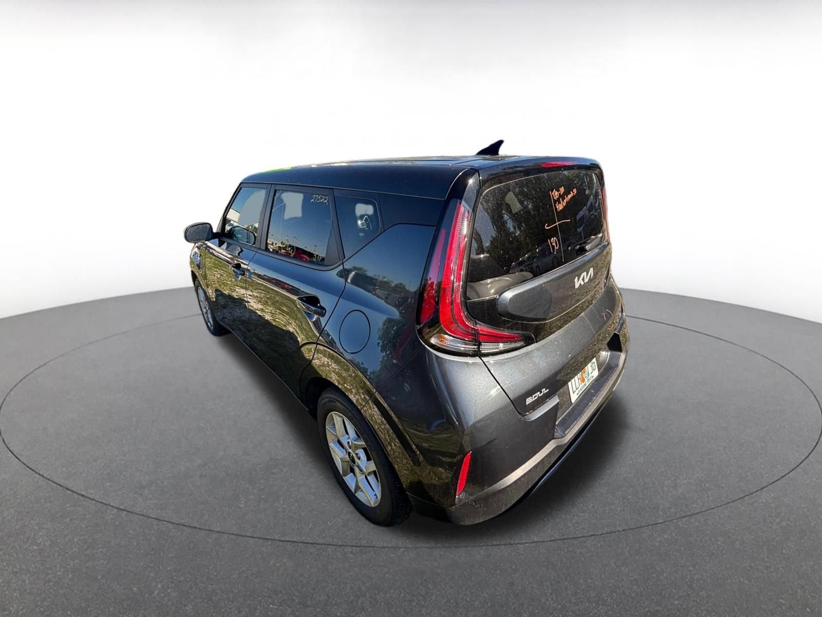 Used 2025 Kia Soul LX w/ LX Technology Package image 8