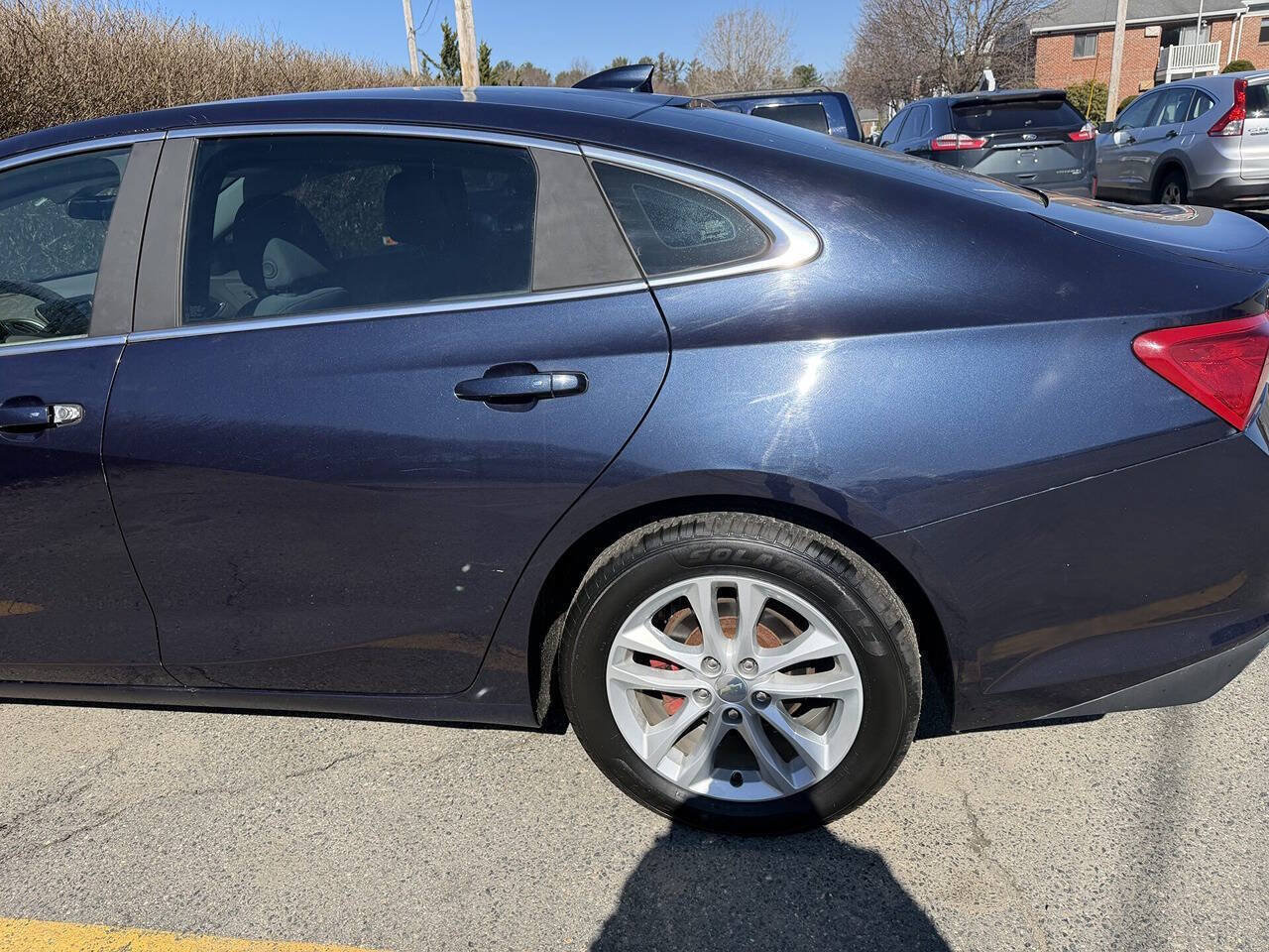 Used 2016 Chevrolet Malibu LT FWD image 7
