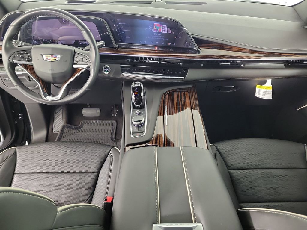 Used 2023 Cadillac Escalade ESV Premium Luxury AWD/4WD image 16