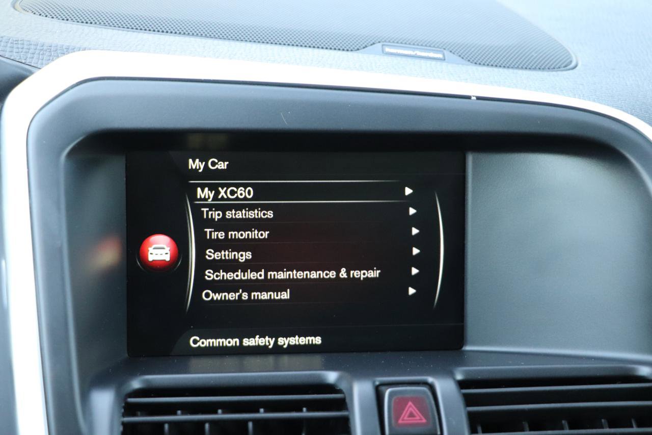 Used 2015 Volvo XC60 T6 Platinum AWD/4WD image 15
