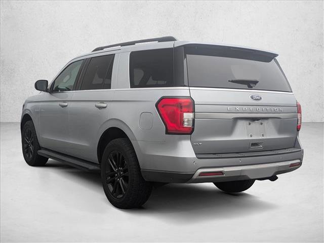 Used 2024 Ford Expedition XLT image 3