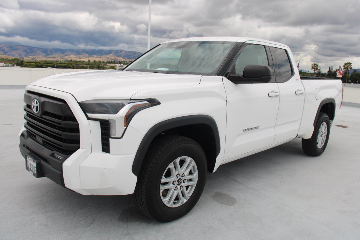 Used 2023 Toyota Tundra SR5 w/ SR5 Premium Package AWD/4WD image 7