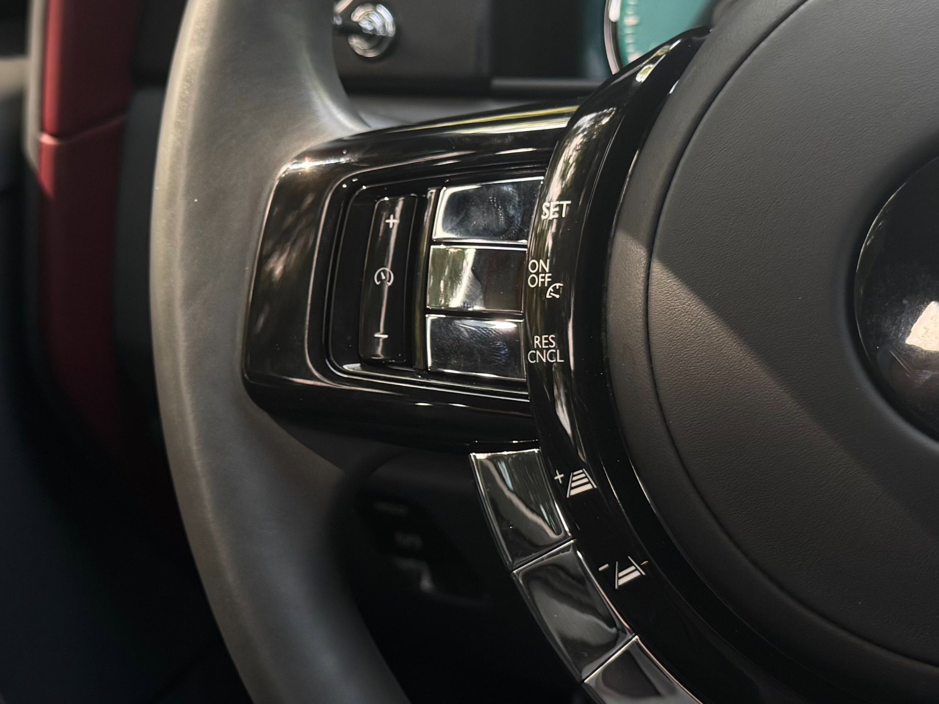 Used 2020 Rolls-Royce Cullinan 335K MSRP!! image 73