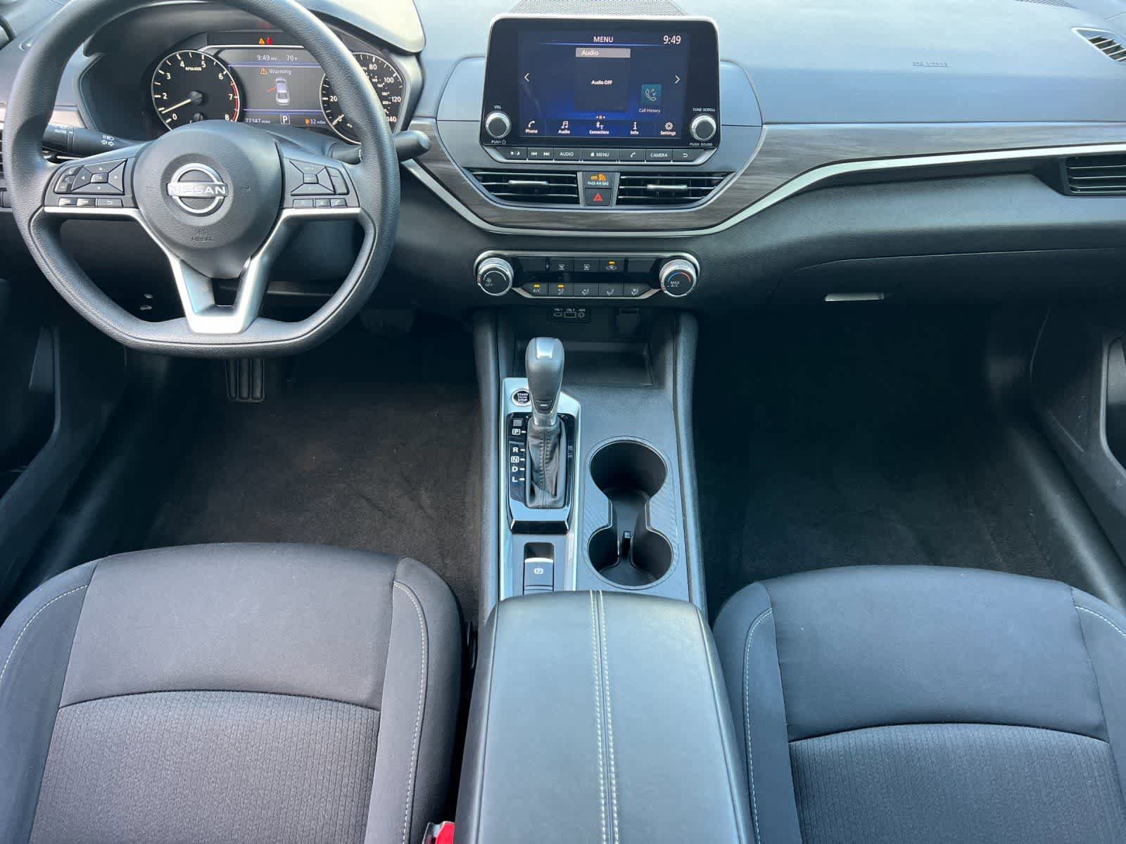 Used 2025 Nissan Altima 2.5 SV AWD/4WD image 4