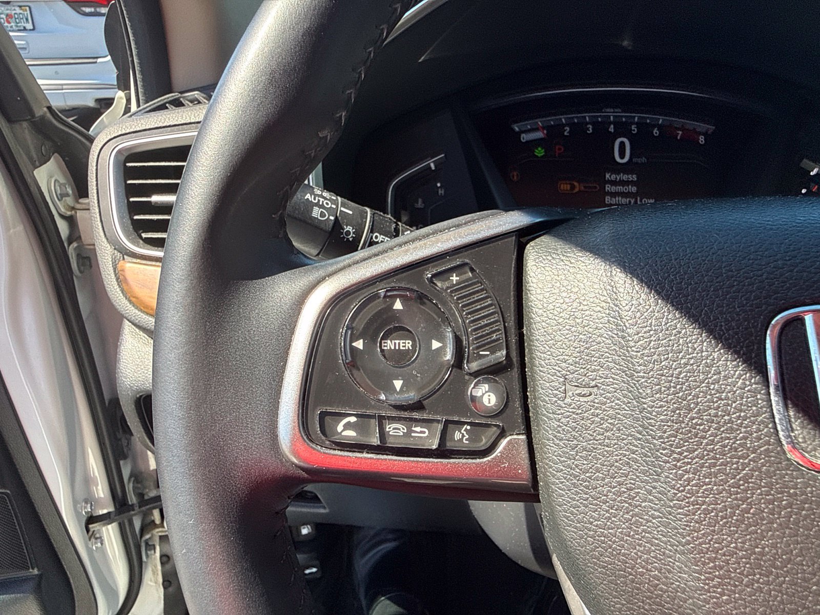 Used 2018 Honda CR-V Touring image 17