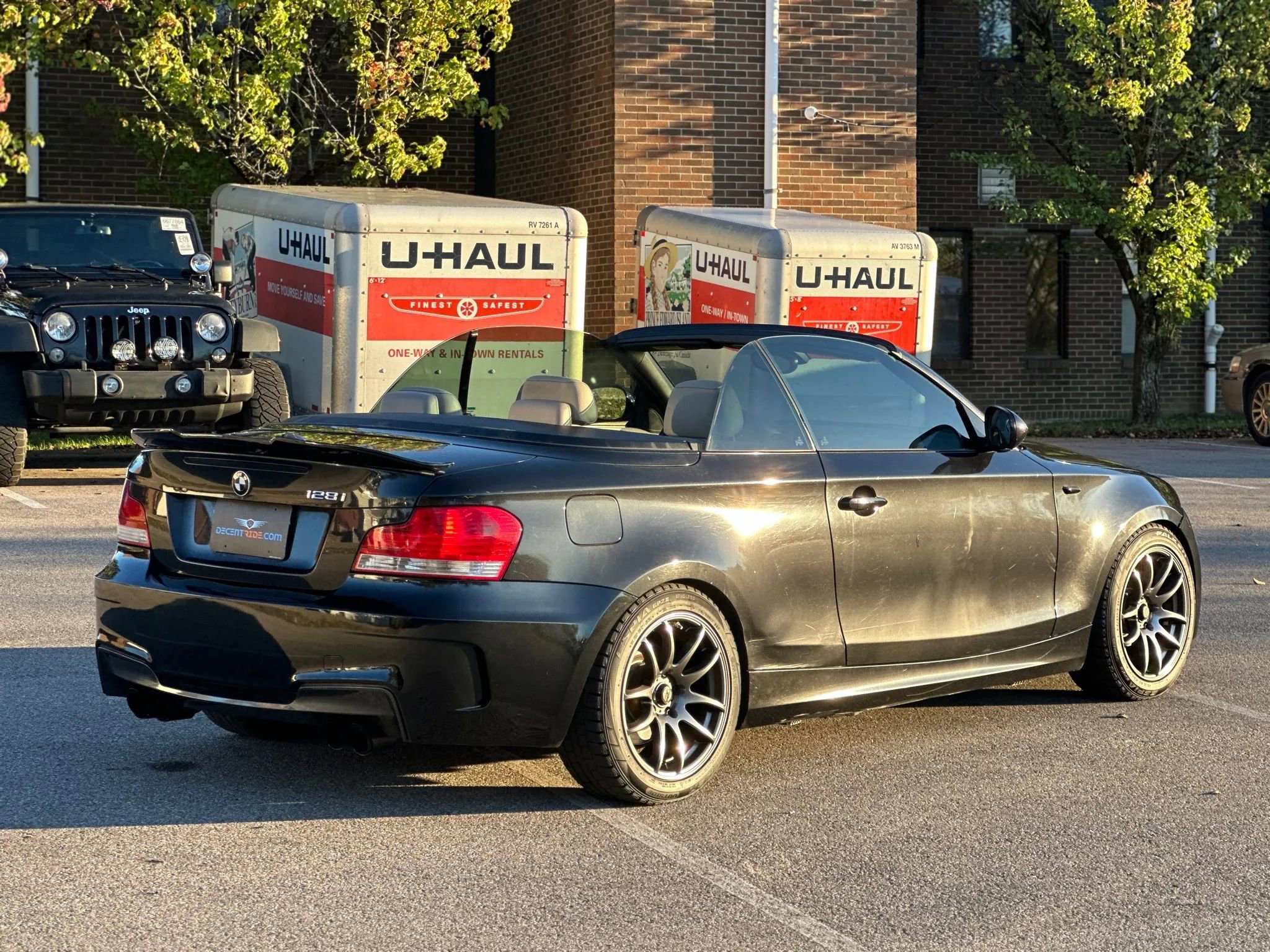 Used 2011 BMW 128i Convertible w/ Sport Pkg image 60