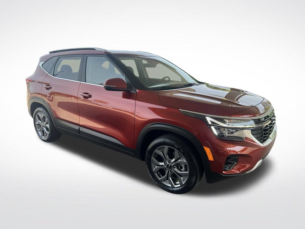 Certified 2024 Kia Seltos S AWD/4WD image 3