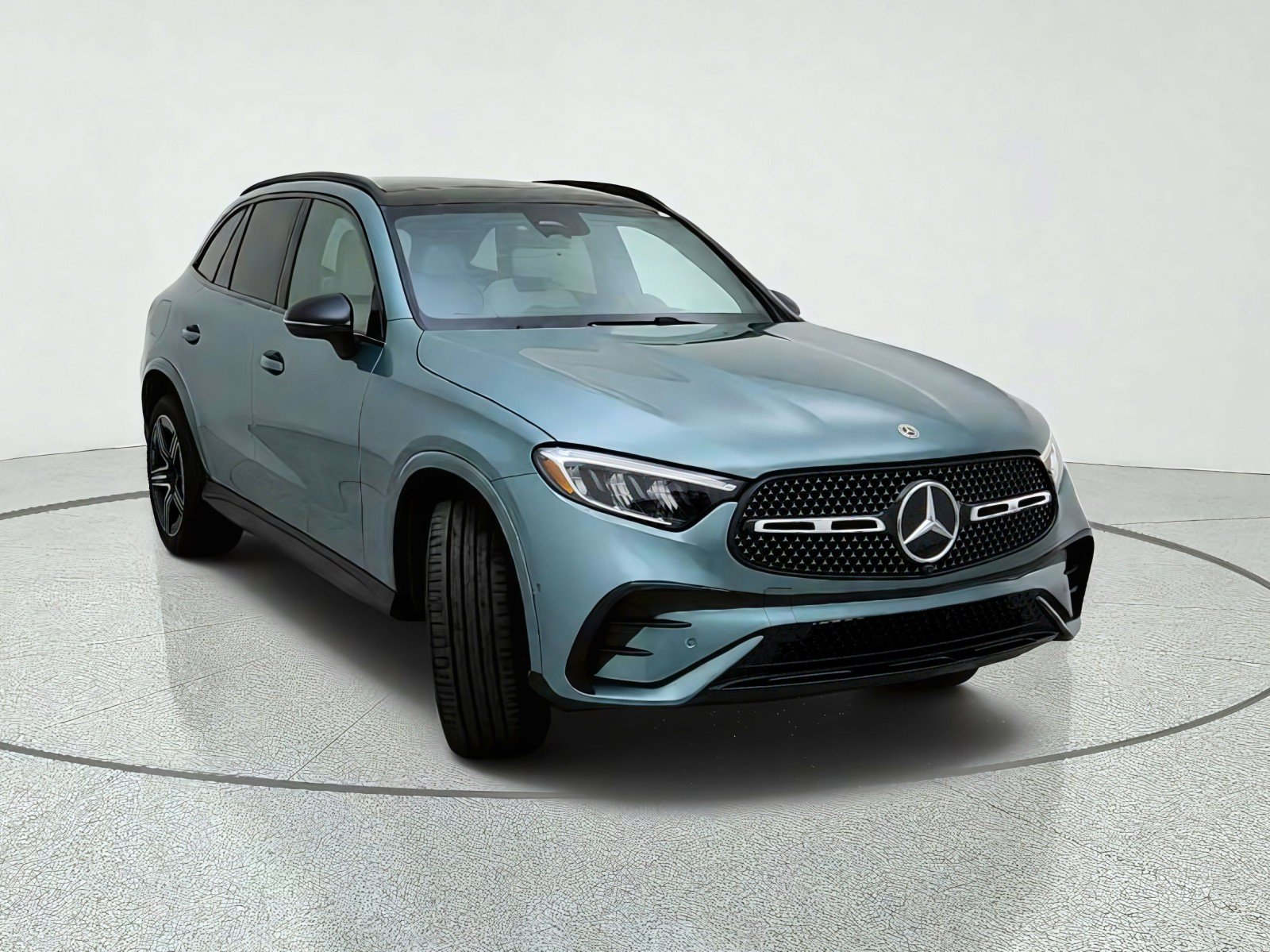 New 2027 Mercedes-Benz GLC 300 image 4