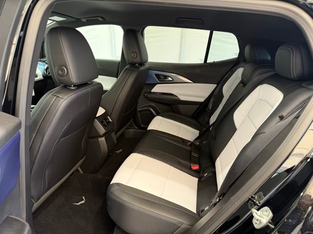 New 2026 Chevrolet Equinox EV LT AWD/4WD image 15