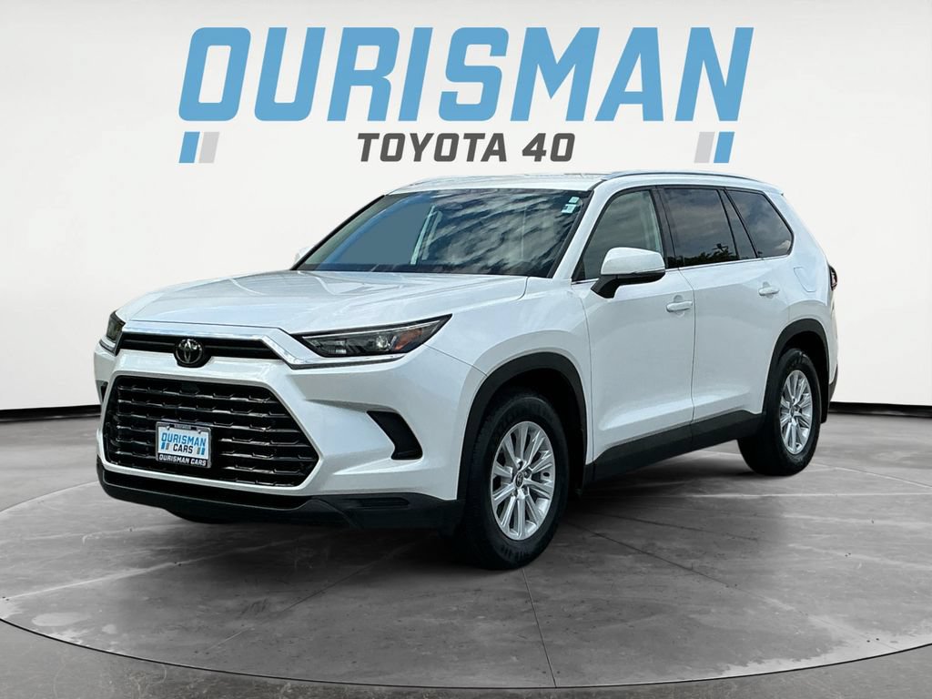 Used 2024 Toyota Grand Highlander AWD image 3
