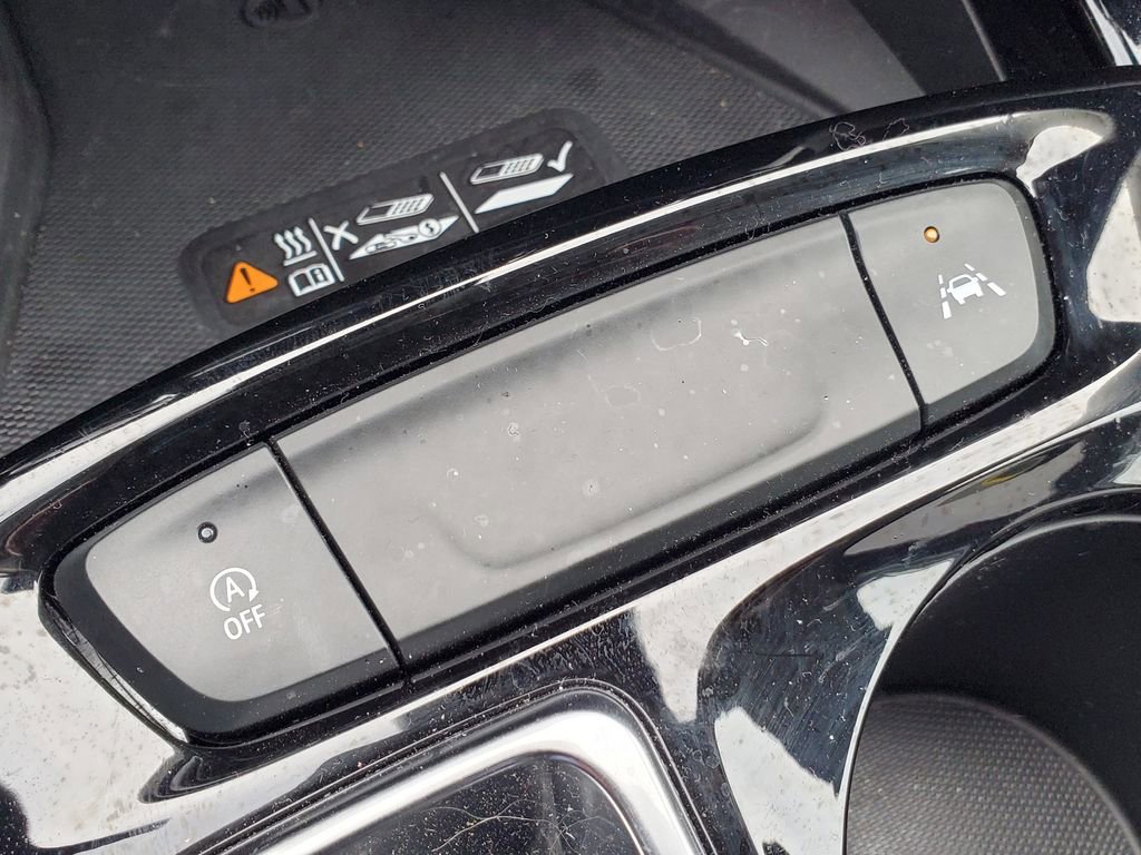 Used 2025 Chevrolet Trax ACTIV w/ Sunroof Package FWD image 25