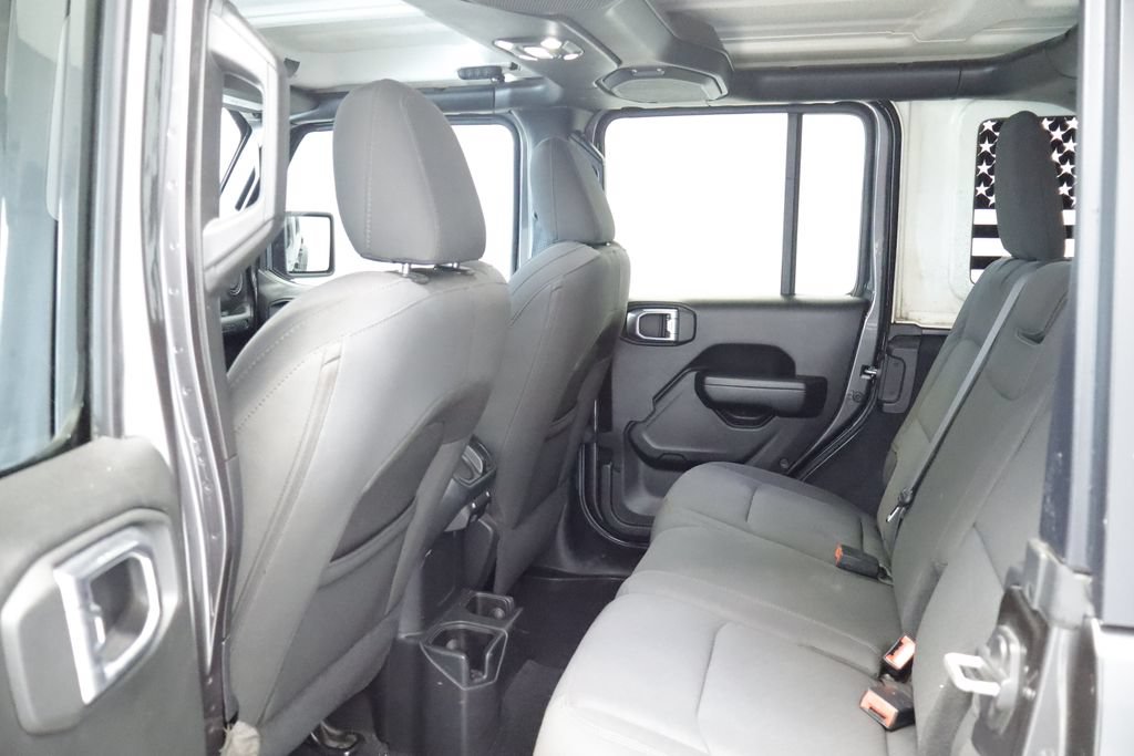 Used 2022 Jeep Wrangler Unlimited Sport AWD/4WD image 17