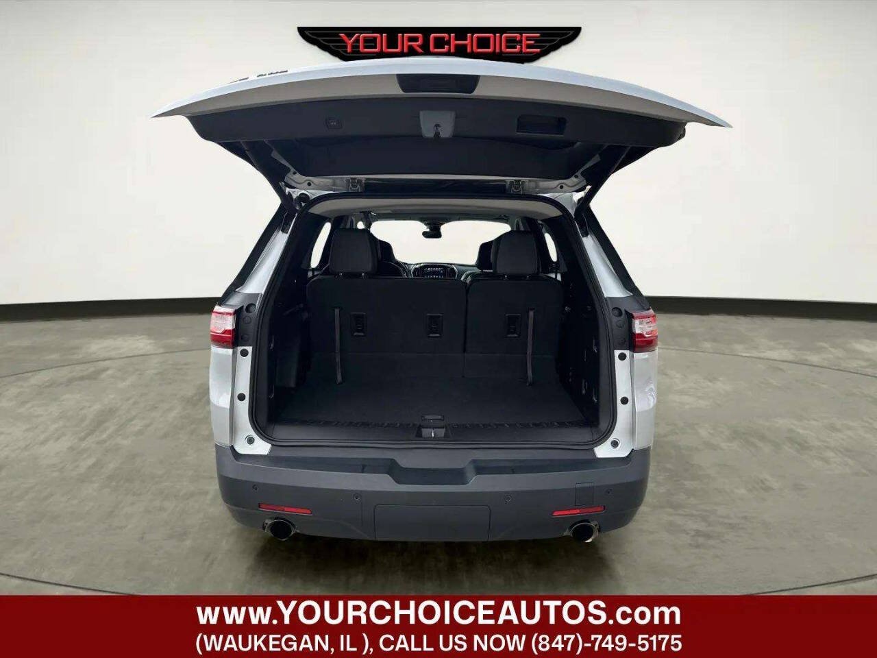 Used 2019 Chevrolet Traverse LT w/ LT Premium Package AWD/4WD image 21