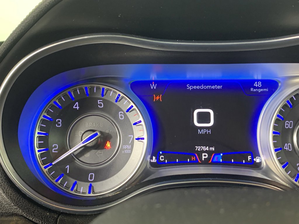 Used 2019 Chrysler 300 Limited image 24