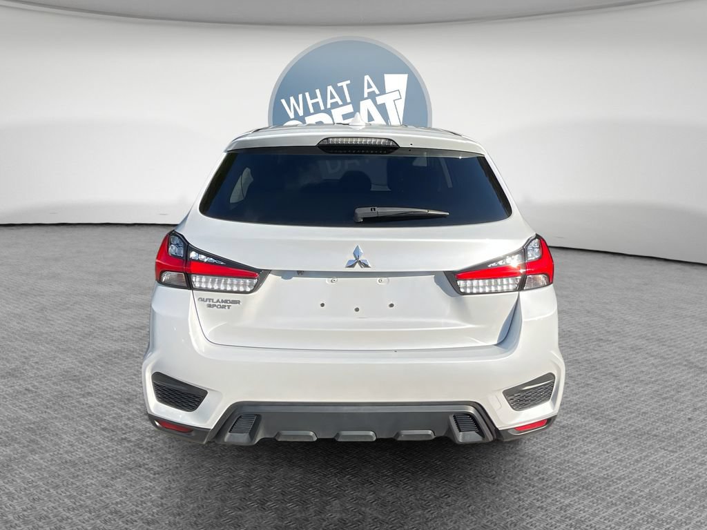 Used 2022 Mitsubishi Outlander Sport ES FWD image 5