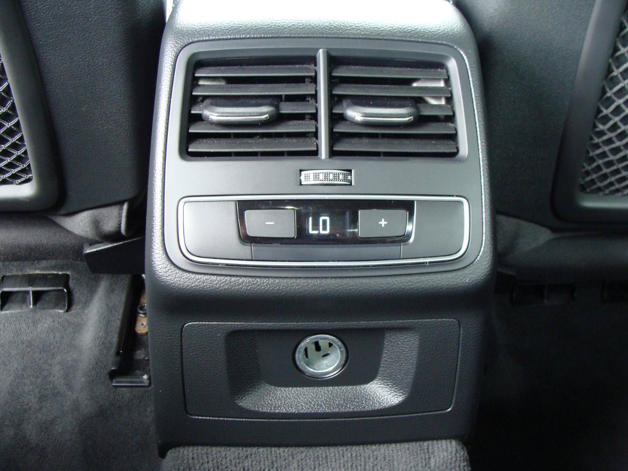 Used 2021 Audi A4 2.0T Premium w/ Convenience Package AWD/4WD image 33