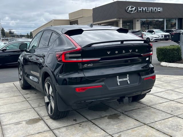 Used 2022 Volvo C40 P8 Recharge Ultimate image 7