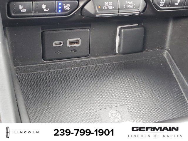 Used 2023 GMC Yukon XL SLT RWD image 34