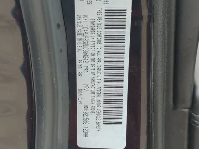 Certified 2020 Jeep Grand Cherokee Limited AWD/4WD image 37