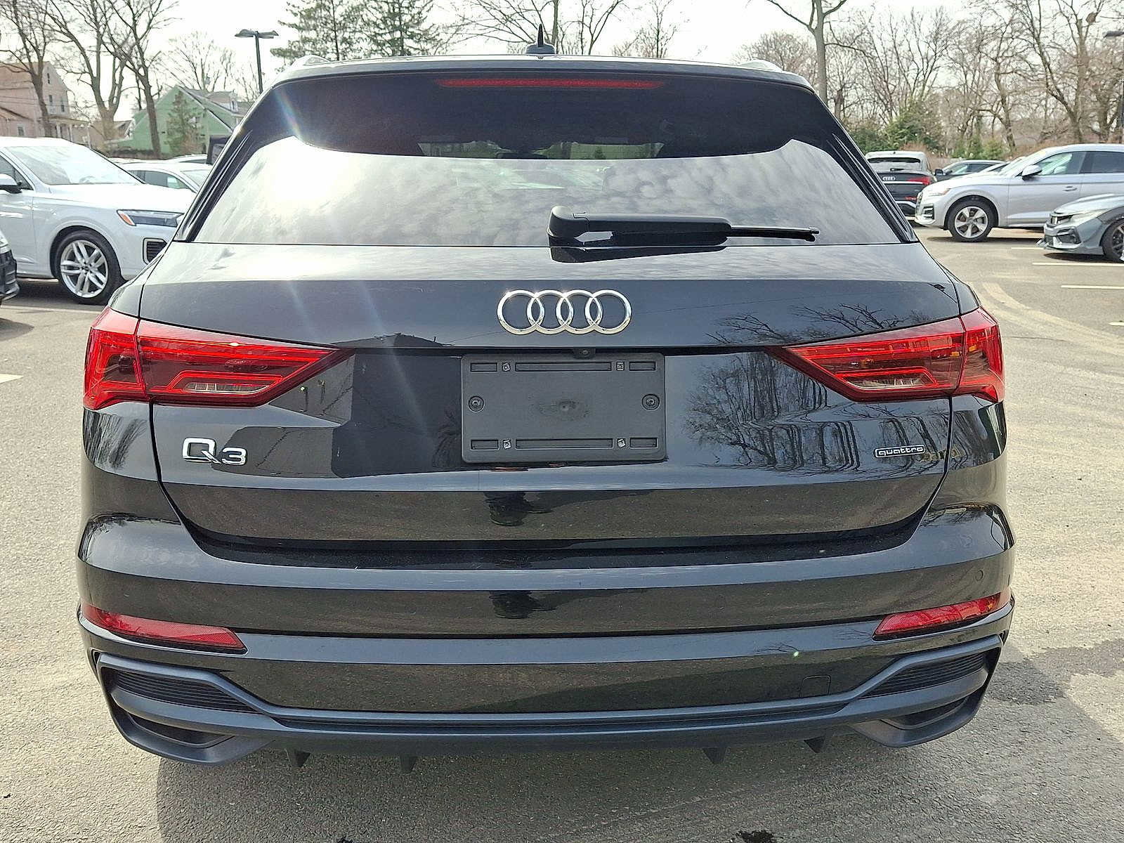 Used 2021 Audi Q3 2.0T Premium Plus w/ Premium Plus Package image 23