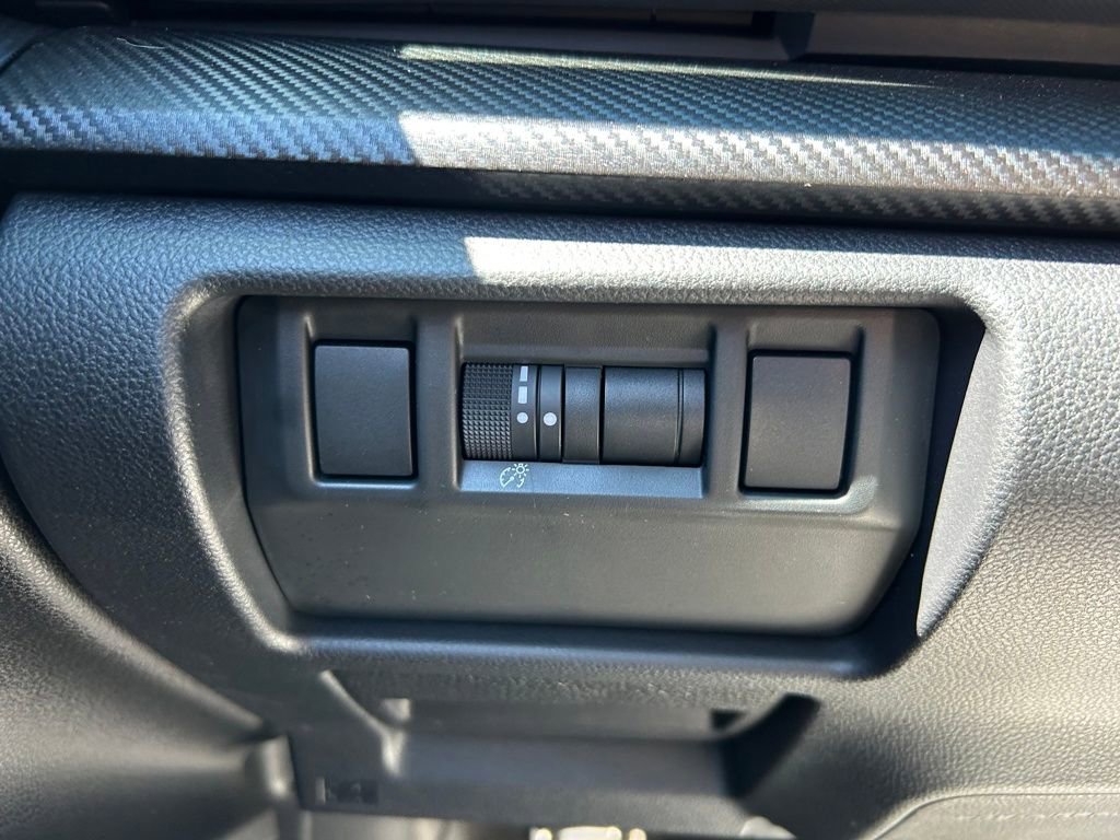 Used 2024 Subaru Crosstrek 2.5i Sport AWD/4WD image 18