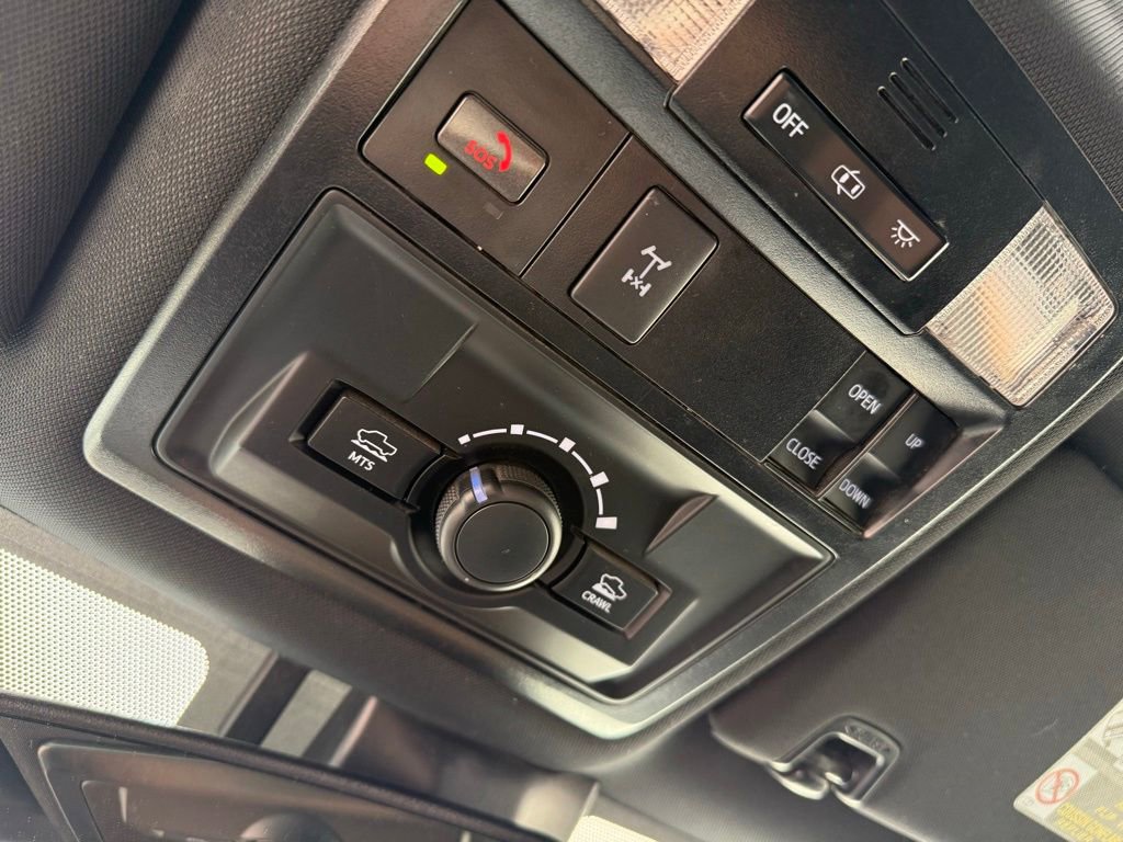 Used 2022 Toyota Tacoma TRD Off-Road image 14