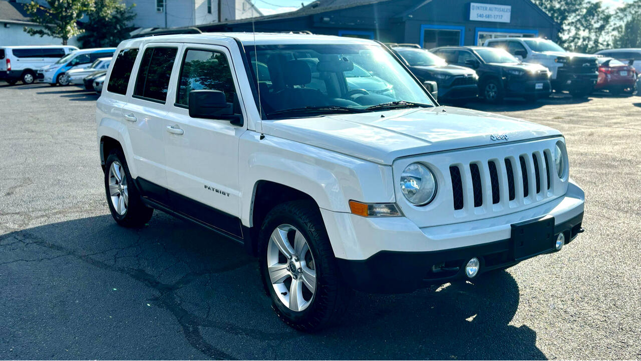 Used 2015 Jeep Patriot Latitude image 3