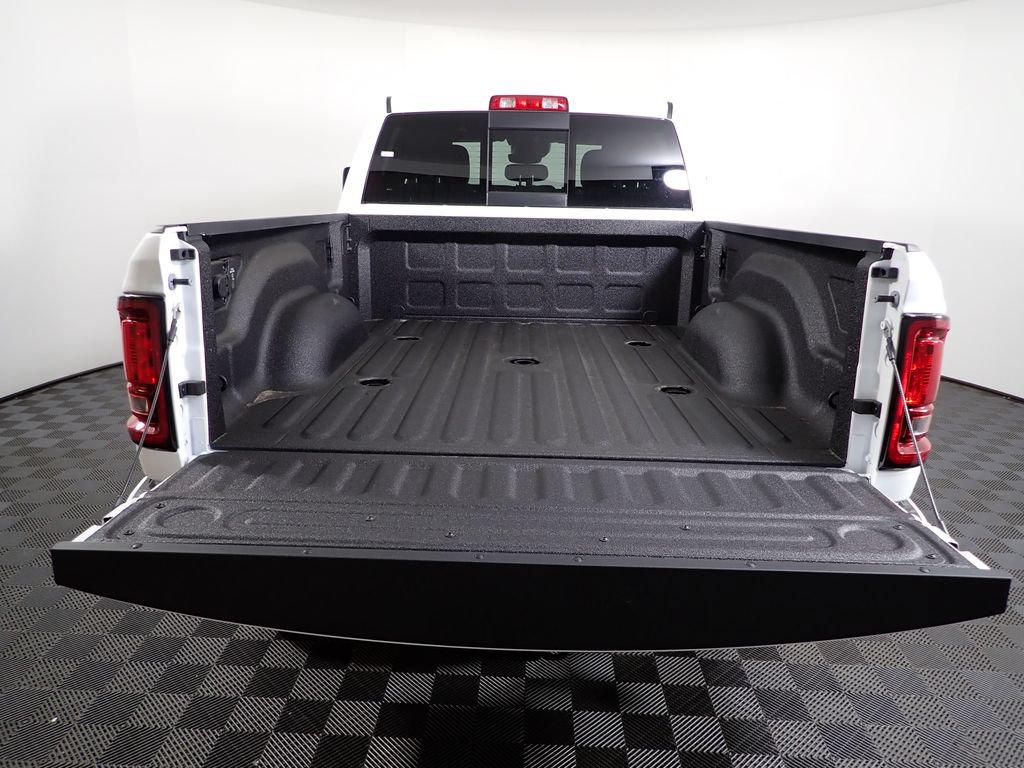 New 2026 RAM 2500 Tradesman AWD/4WD image 15